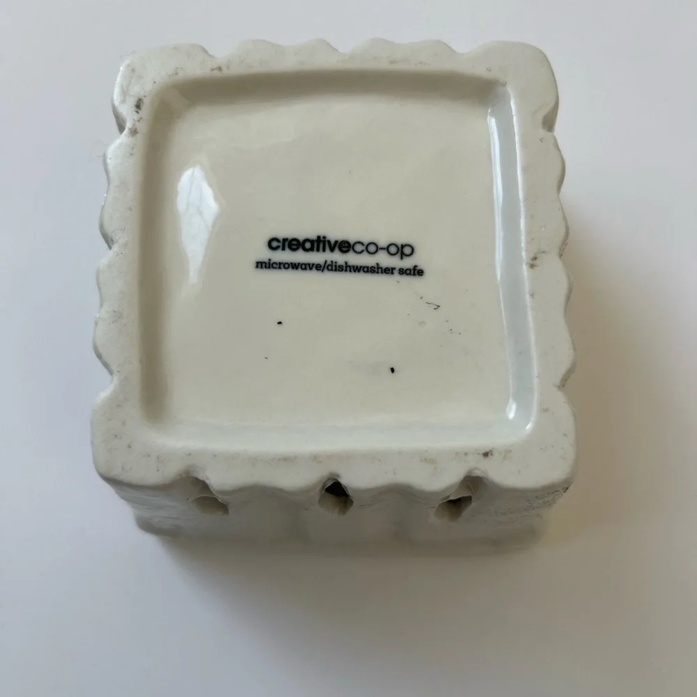 Creative Co-Op Ivory Ceramic Basket